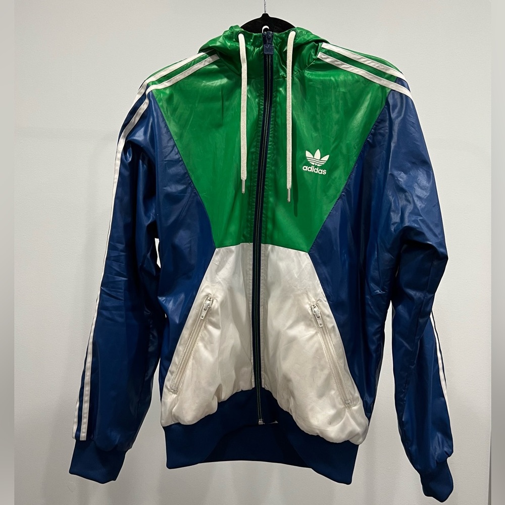 SOLD ON DEPOP/Adidas Originals windbreaker
